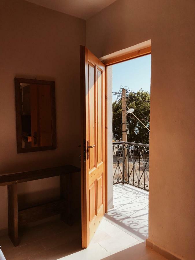 Old Town Hotel Dhermi Ngoại thất bức ảnh