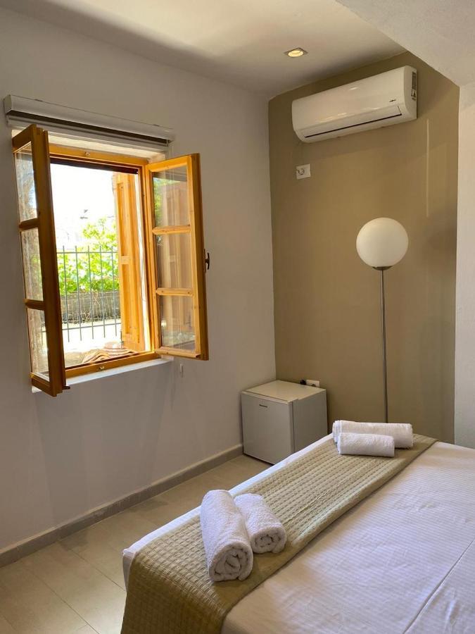 Old Town Hotel Dhermi Ngoại thất bức ảnh